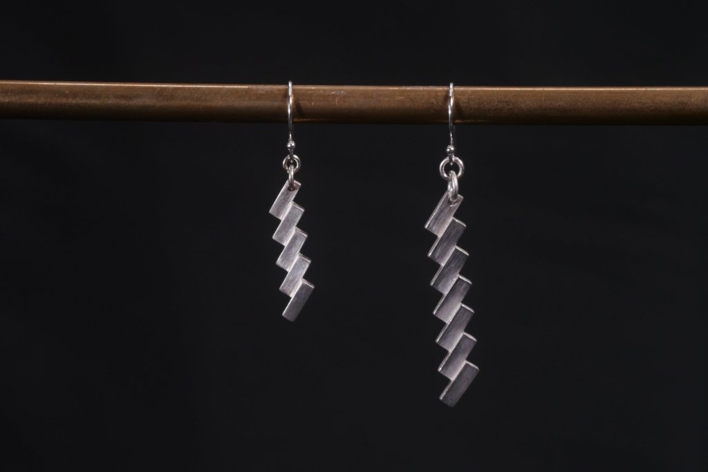 稲妻のピアス - 小 3営業日以内に発送 - Kenichi Asano Studio – Custom Jewelry & Sculpture / by 淺野屋健一