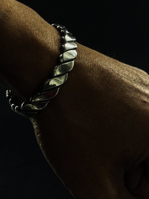 しめ縄ブレスレット – Kenichi Asano Studio – Custom Jewelry