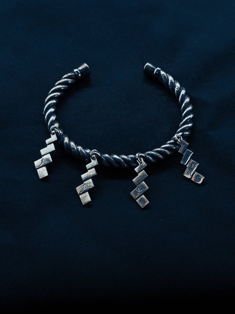 [NEW]しめ縄バングル - 太_2026年モデル　6営業日以内に発送 - Kenichi Asano Studio – Custom Jewelry & Sculpture / by 淺野屋健一
